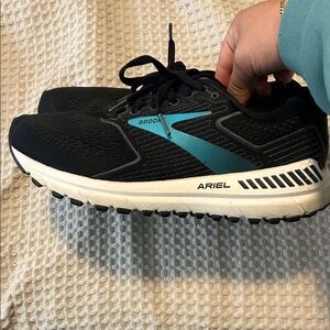 Brooks Ariel Black and Blue Athletic Shoes